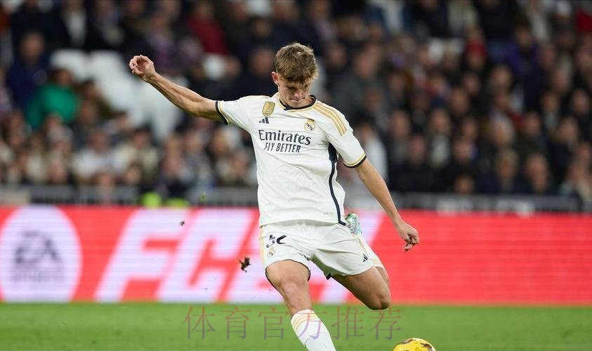 斯基拉:皇马将帕斯视为未来顶级球员 拥有回购权